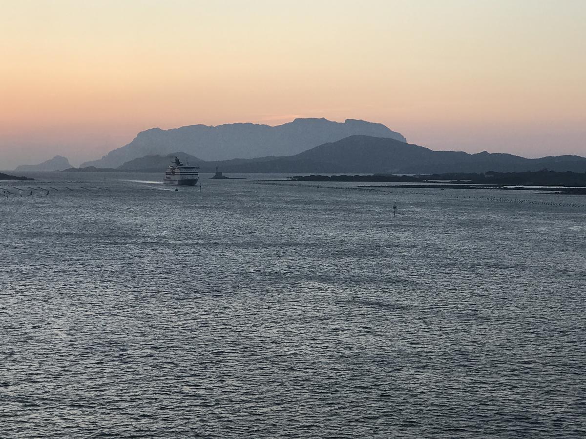 Bados Mare Daire Olbia Dış mekan fotoğraf